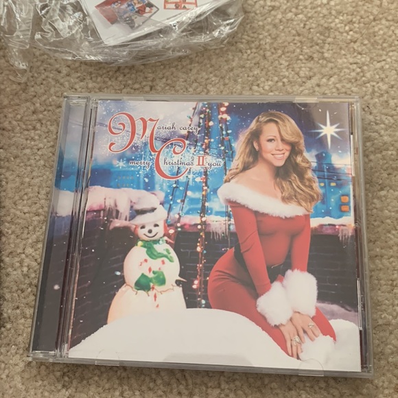 RARE Mariah Carey Merry Christmas II You Christmas Bundle! - Picture 4 of 11